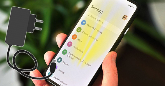 Cách khắc phục lỗi màn hình điện thoại Android luôn sáng khi sạc